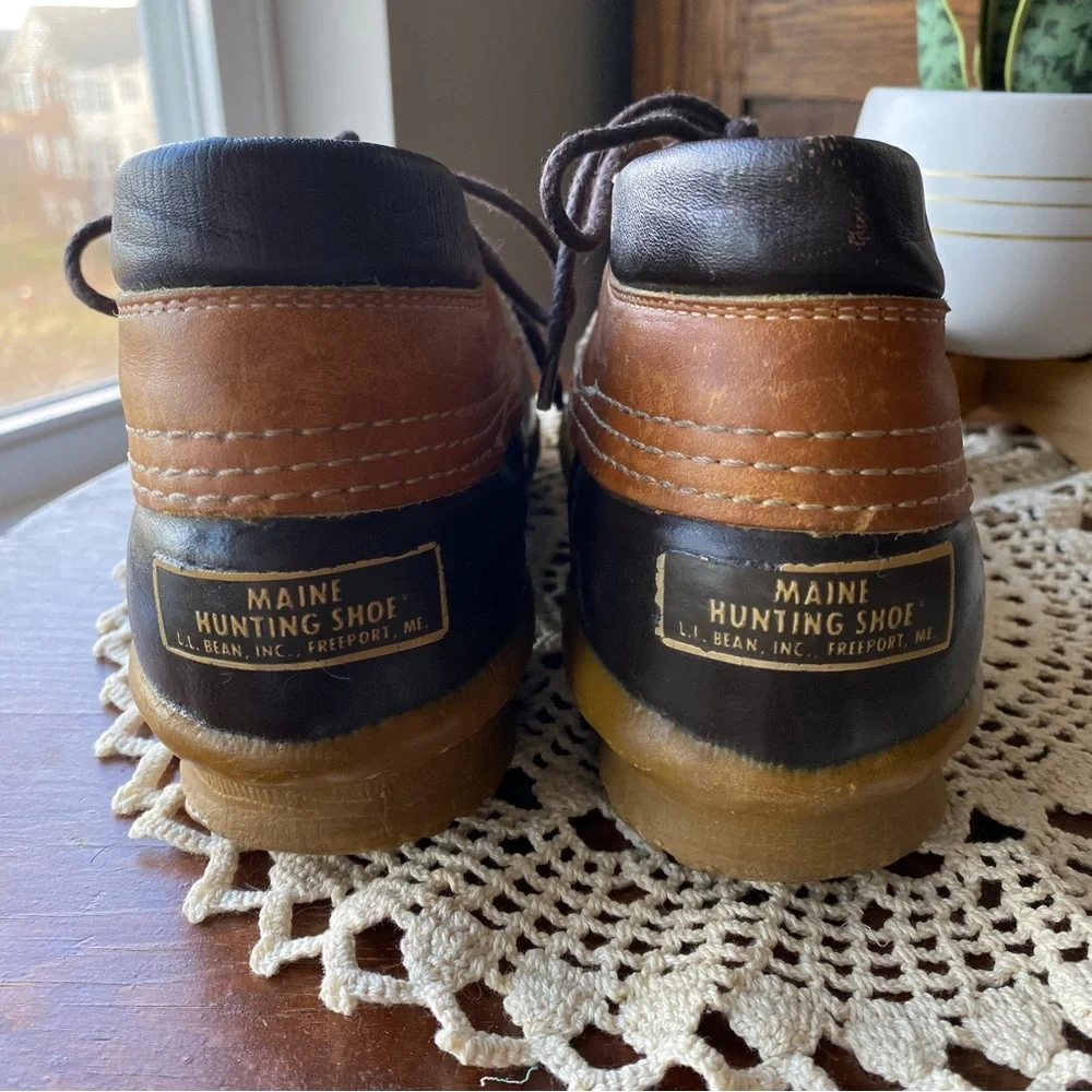 L.L. Bean Maine Hunting Shoe Ankle Boots Stylish Brown and Tan EUC